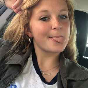 Meet your Posher, Ashlynn